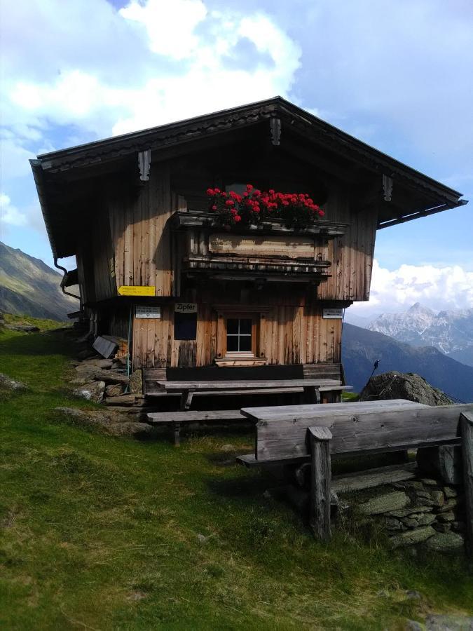 Ferienwohnung Felix-Adults Only Neustift im Stubaital Ngoại thất bức ảnh